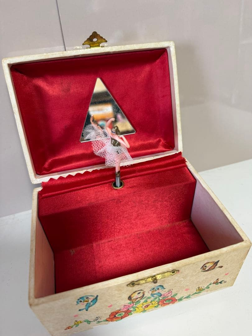 昭和レトロ FUJI 赤とんぼ バレリーナ回転オルゴール宝石箱 少女柄　当時物