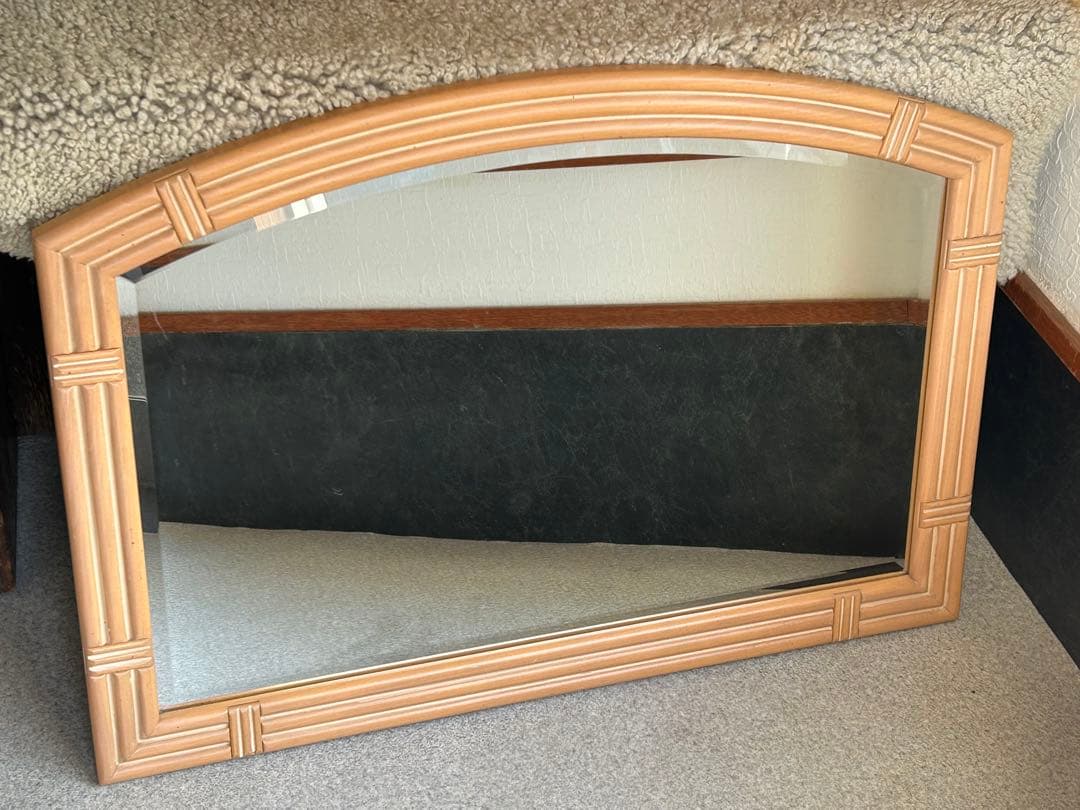 カリモク　壁掛け鏡　ウォールミラー　木枠　昭和レトロ　モダン　ヴィンテージ　木製