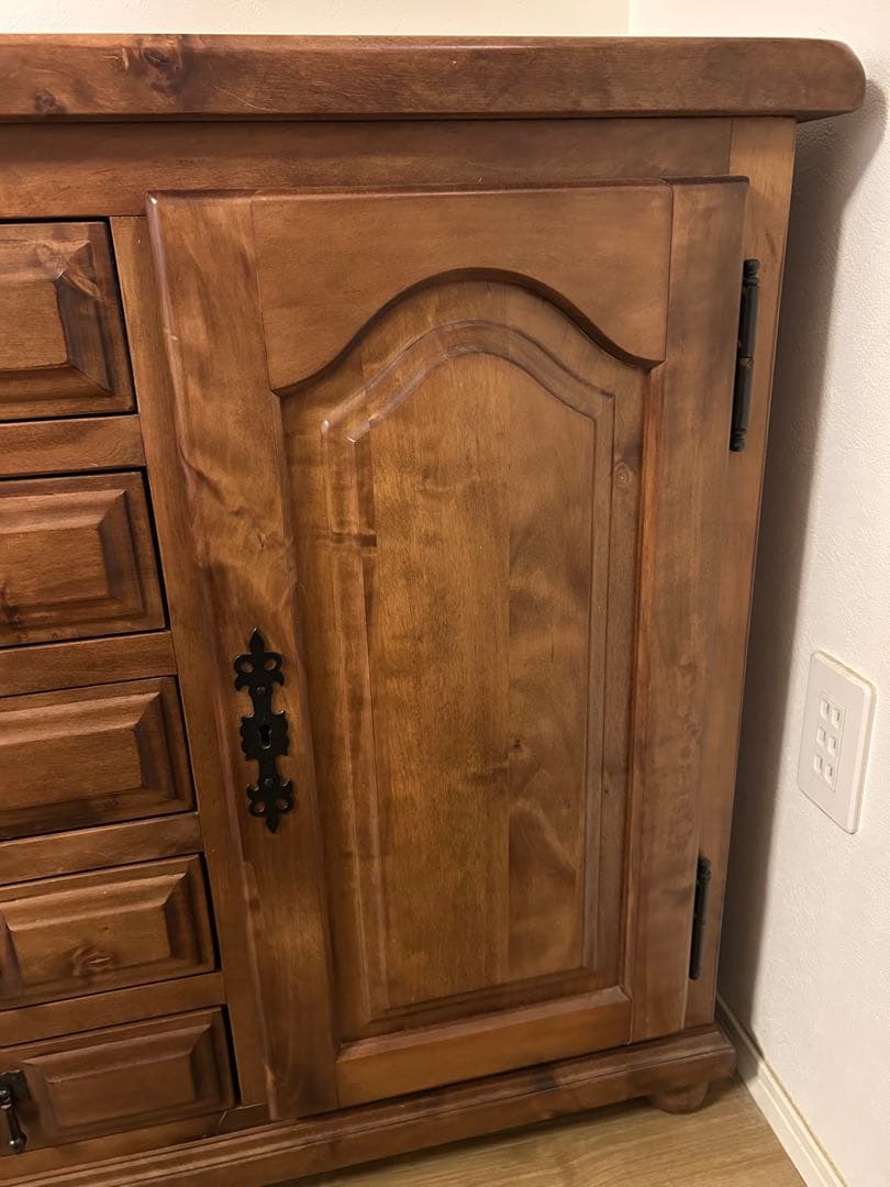 カスティリアン様式 スパニッシュ アンティーク スタイル サイドボード