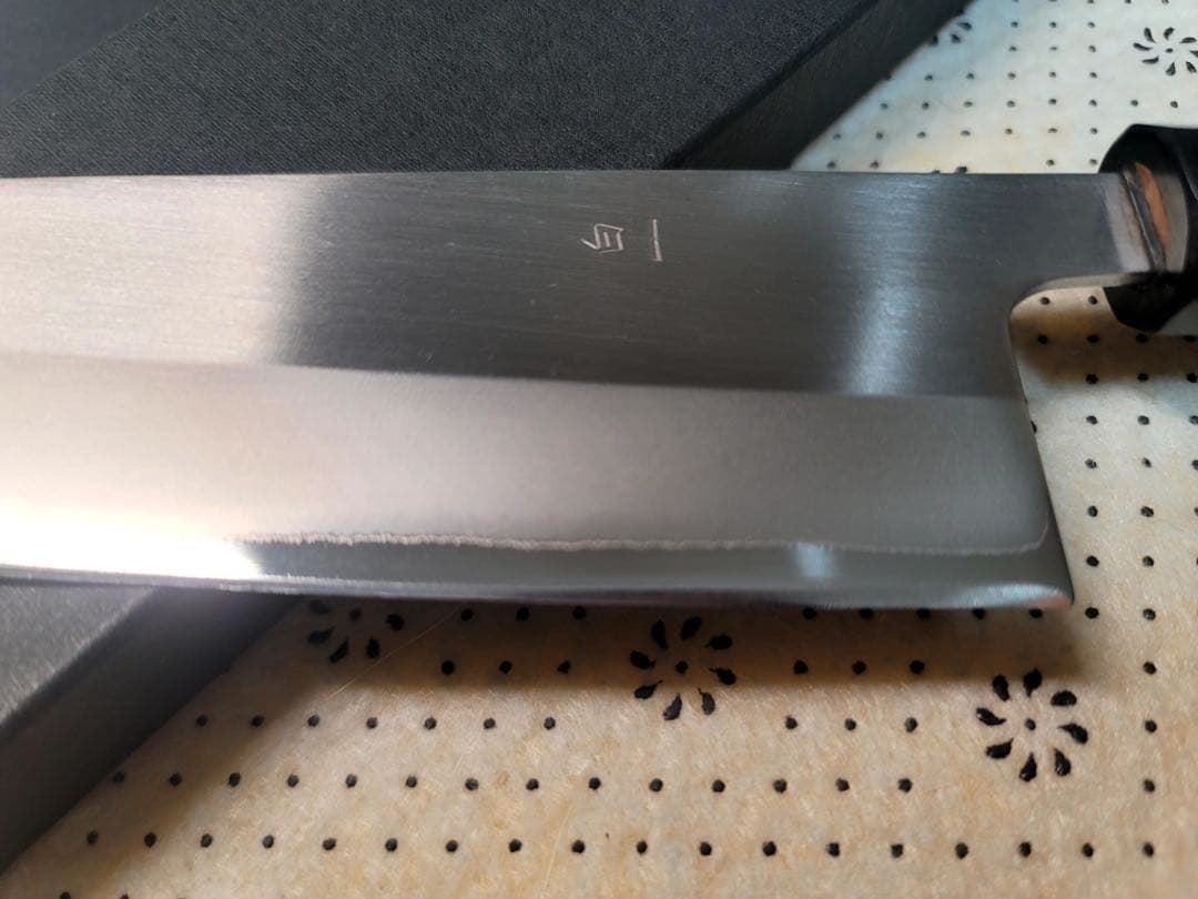 金重 カネシゲ 研き 白一鋼ステンクレッド 牛刀 240