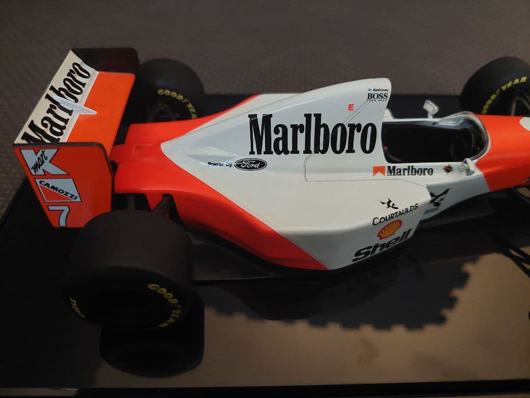 1/18 PMA　マクラーレン　MP4/8　M.ハッキネン　Marlboloロゴ