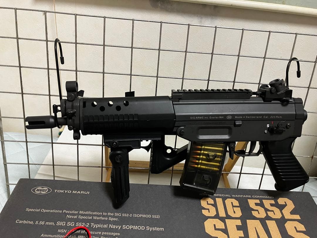 マ*ュ様 SIG SG552 SEALS 電動ガン　すぐ撃てるセット