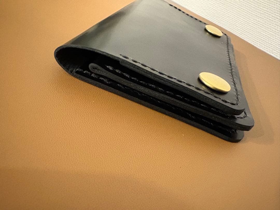 本革(馬革)トラッカーウォレット ショート　2層　二つ折 総手縫い 真鍮金具