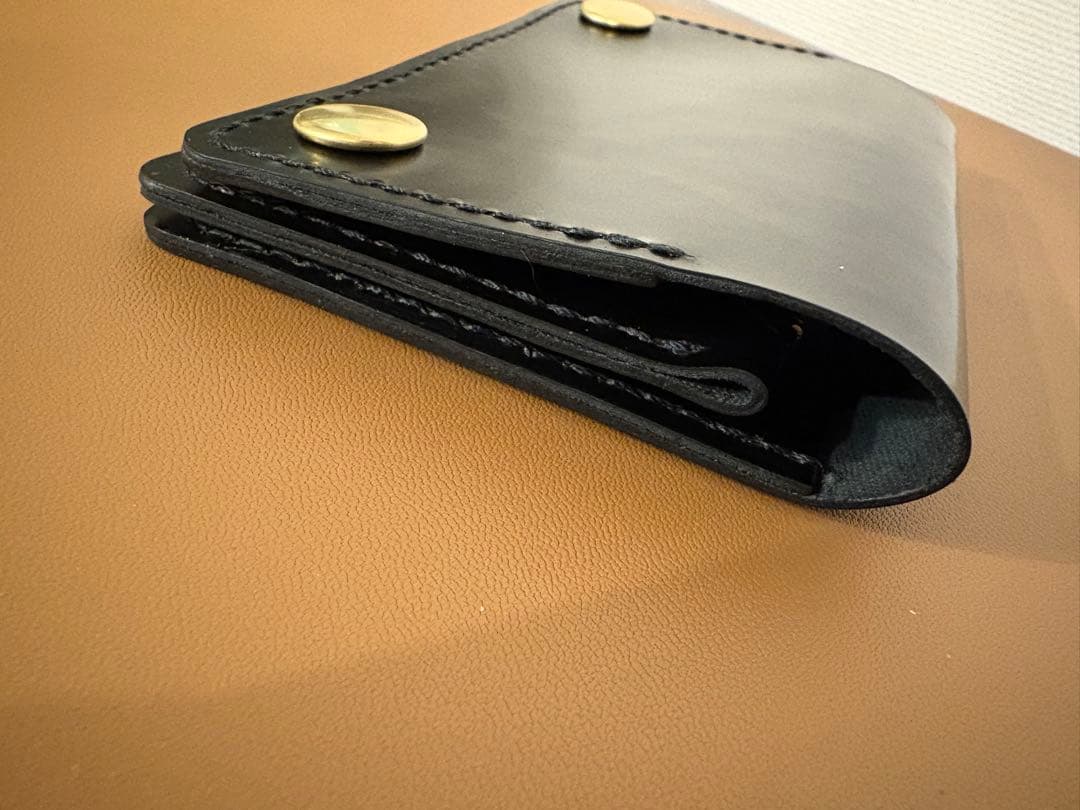 本革(馬革)トラッカーウォレット ショート　2層　二つ折 総手縫い 真鍮金具