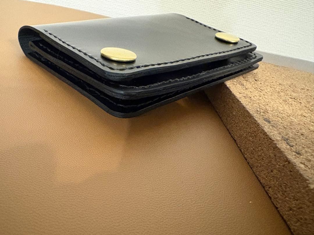 本革(馬革)トラッカーウォレット ショート　2層　二つ折 総手縫い 真鍮金具