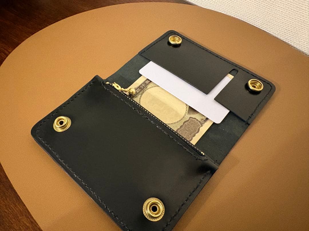 本革(馬革)トラッカーウォレット ショート　2層　二つ折 総手縫い 真鍮金具