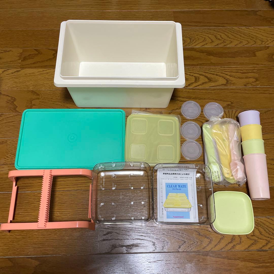 タッパーウェア　ピクニックセット、皿、レトロなタッパー　4つセット