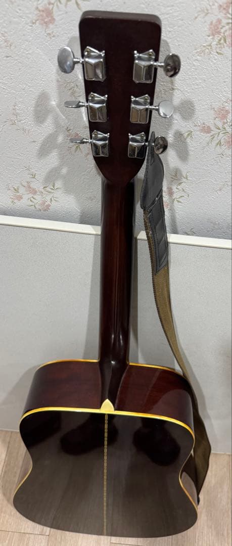 MORRIS W-18 ギター ベルトあり　1973年製 写真あり
