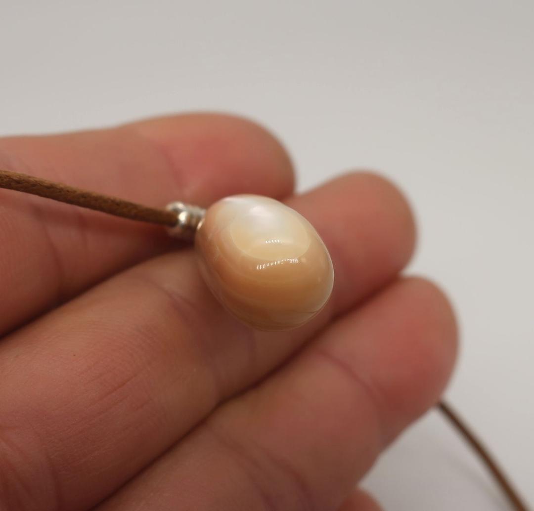 しずくペンダント