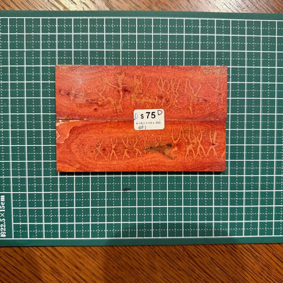 カスタムナイフハンドル材　アップルコーラル①