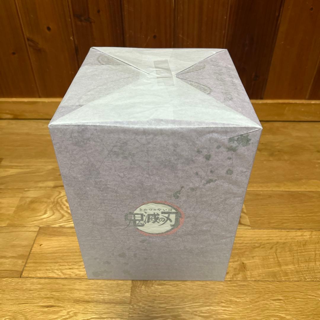 鬼滅の刃　胡蝶しのぶ　1/8スケールフィギュア