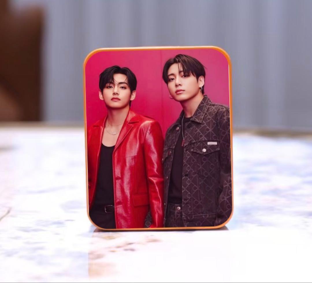 ジョングク　グク　テヒョン　テテ グテ　ティンケース　7.5×9.3×2.5cm