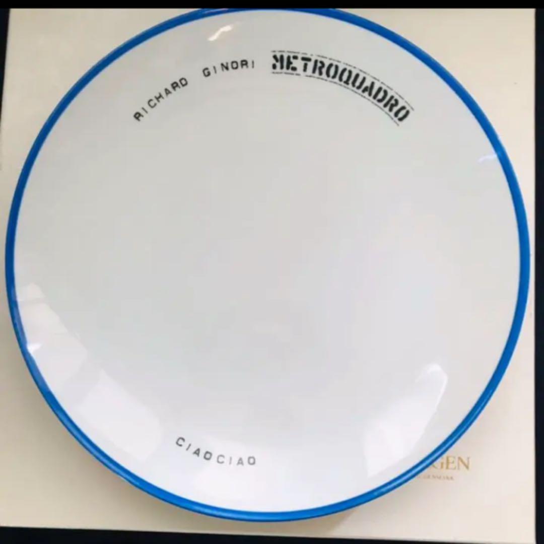 リチャードジノリ　メトロクアドロ　スイカ　ジュース