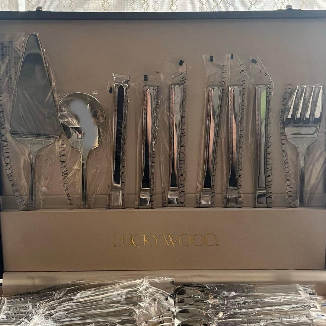 ラッキーウッド ロマンス 18-12 ディナーカトラリー スプーン フォーク