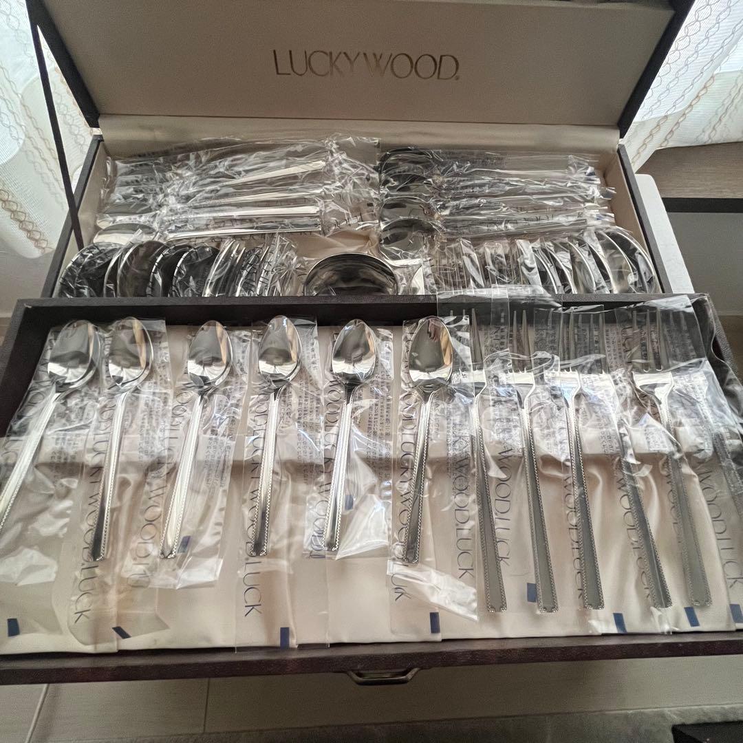 ラッキーウッド ロマンス 18-12 ディナーカトラリー スプーン フォーク