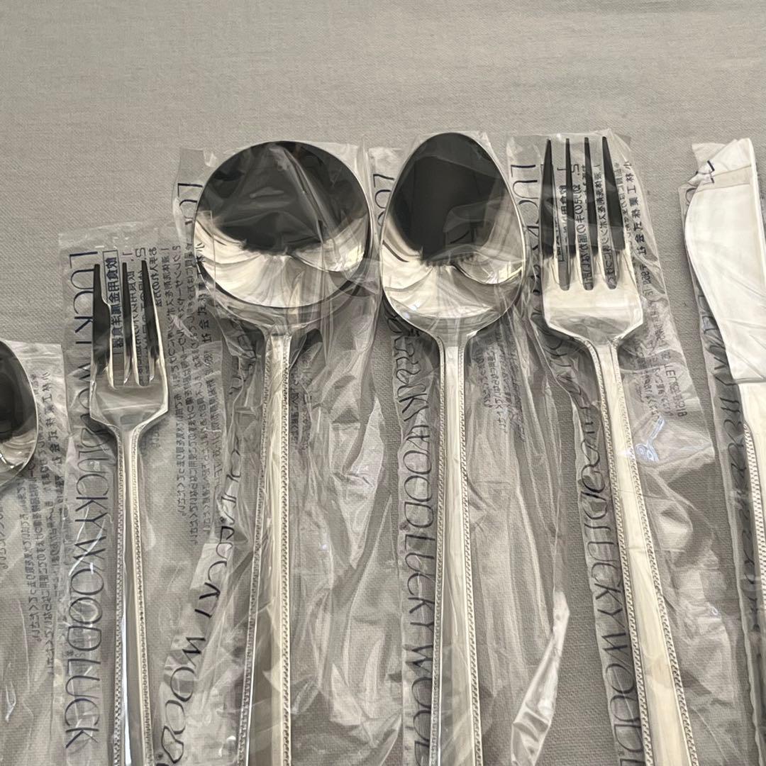 ラッキーウッド ロマンス 18-12 ディナーカトラリー スプーン フォーク