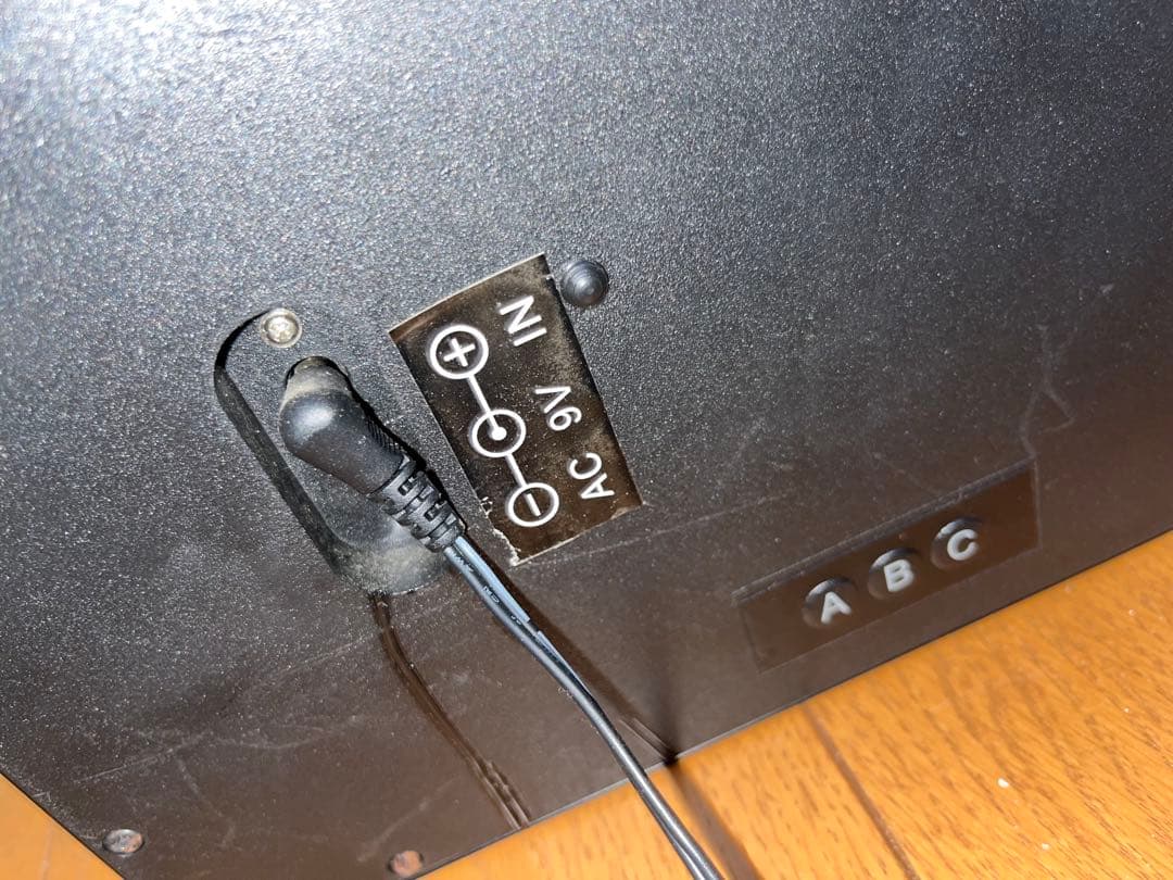 LEDデジタル式世界時計 ワールドクロック 壁掛け 22ヵ国表示