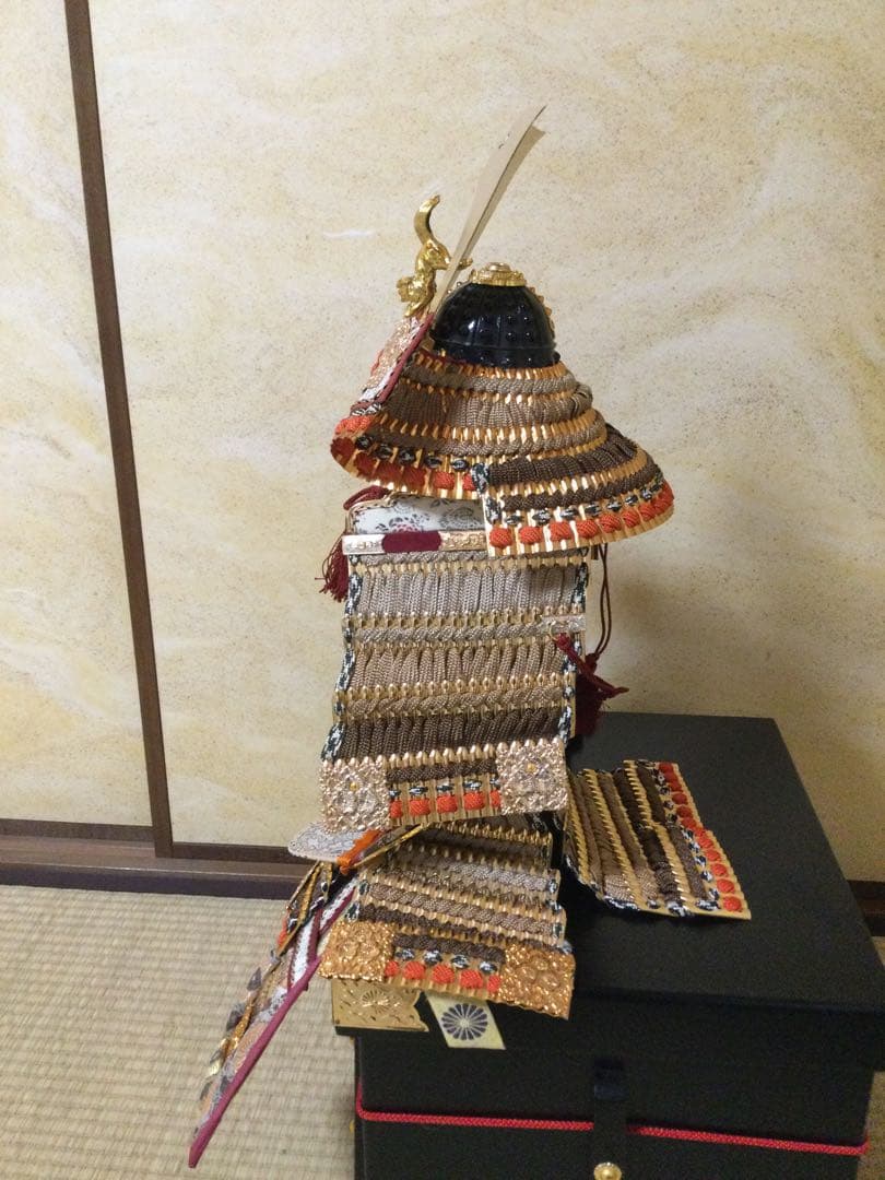 五月人形 金小礼 茶糸裾濃威之大鎧 三郎麿作 L151