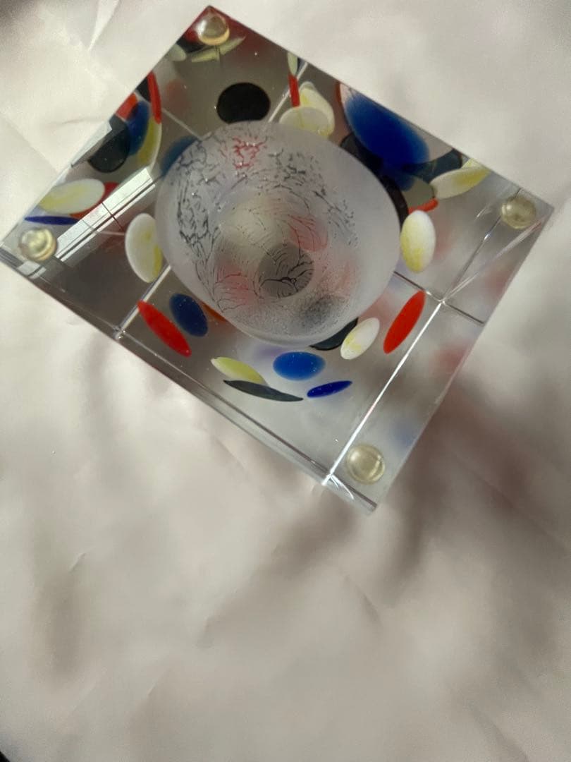 イッタラ（ ）カラフルドット模様のガラスアートブロック