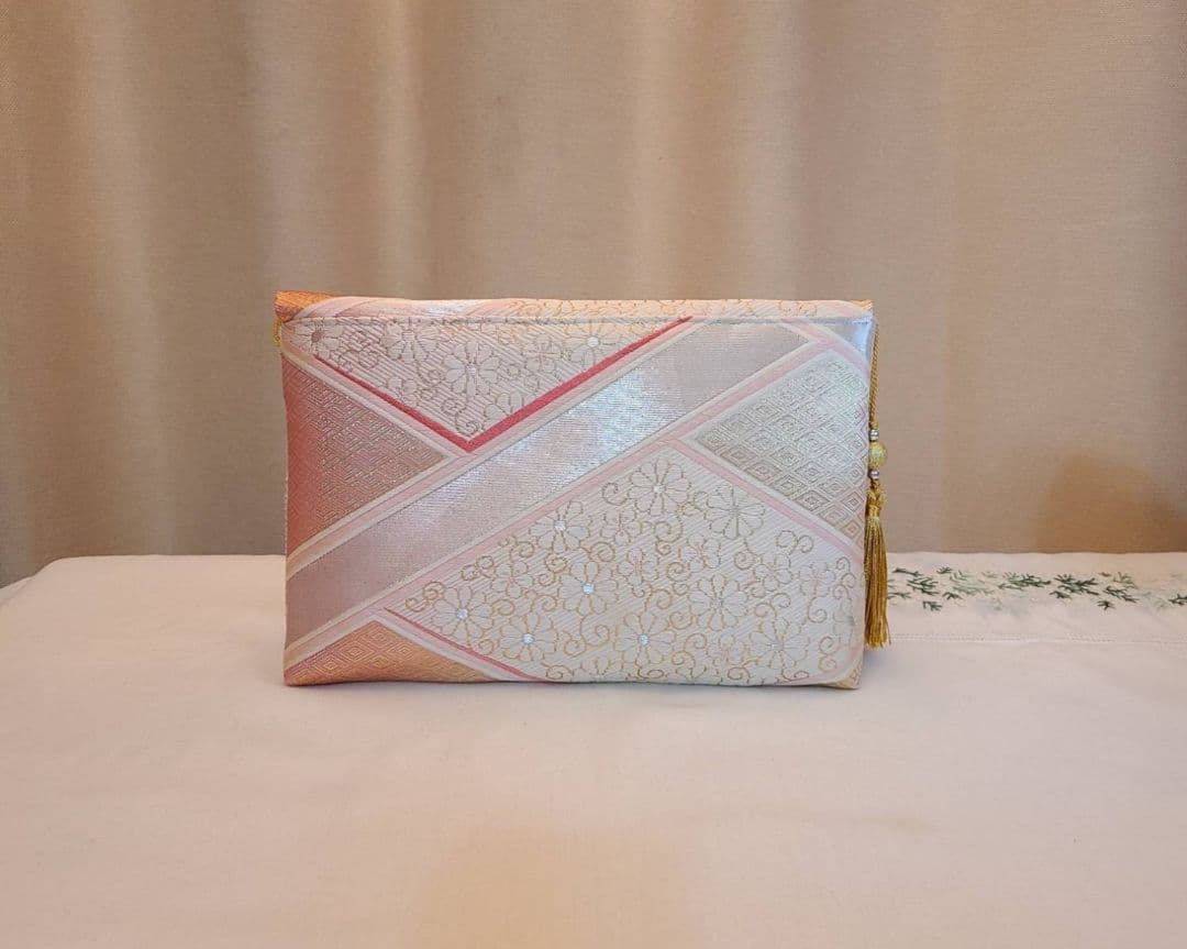 桜模様シルク着物帯の2ways クラッチバック