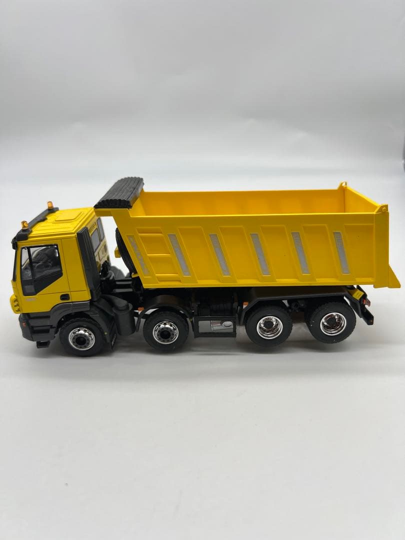 No22 ミニカー1/50？ IVECO TRAKKER イヴエコ　トラッカー