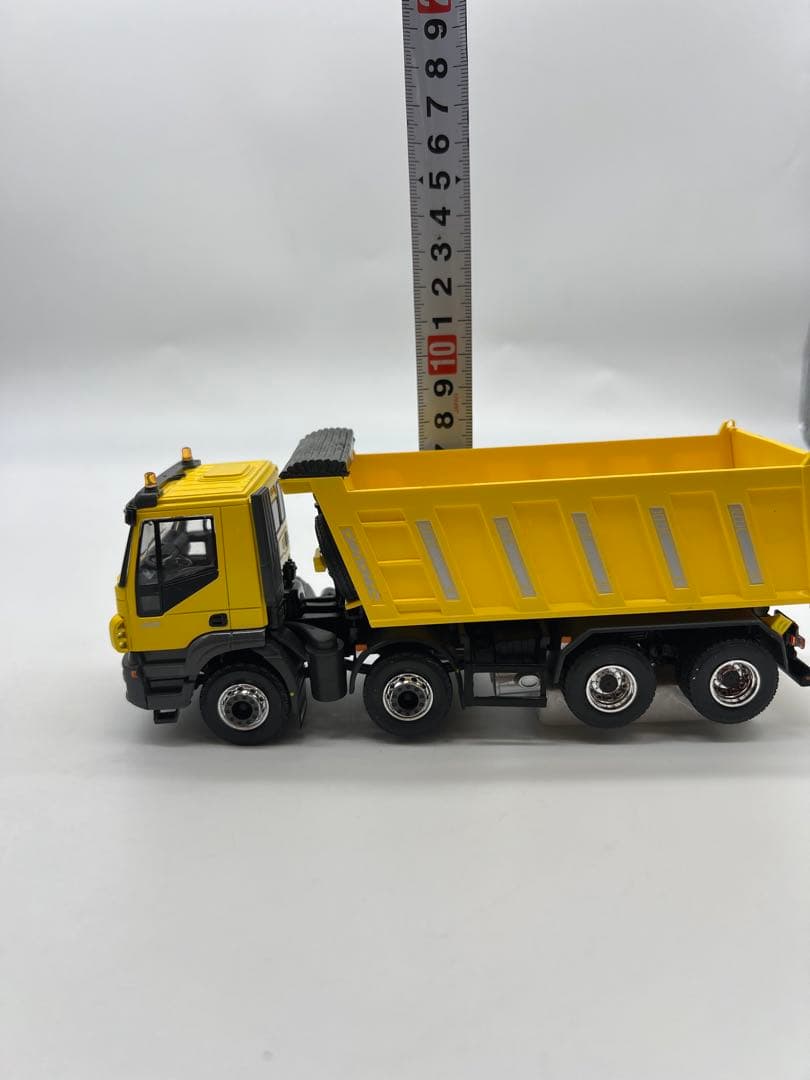 No22 ミニカー1/50？ IVECO TRAKKER イヴエコ　トラッカー