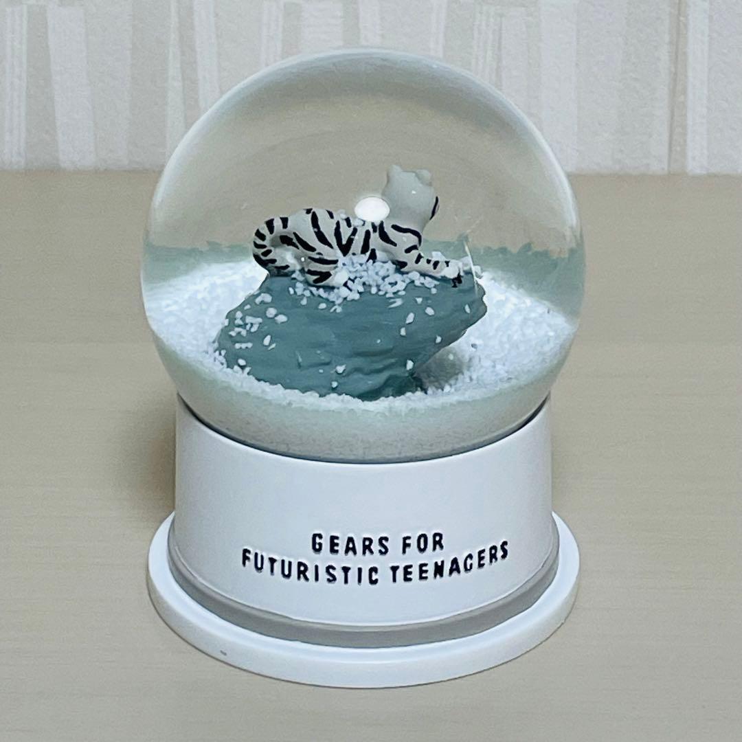 HUMAN MADE ヒューマンメイド ホワイトタイガー スノードーム 置物