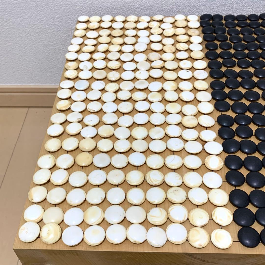 囲碁 碁石 黒181個以上 白182個以上 碁笥 蛤碁石 那智黒 - メルカリ