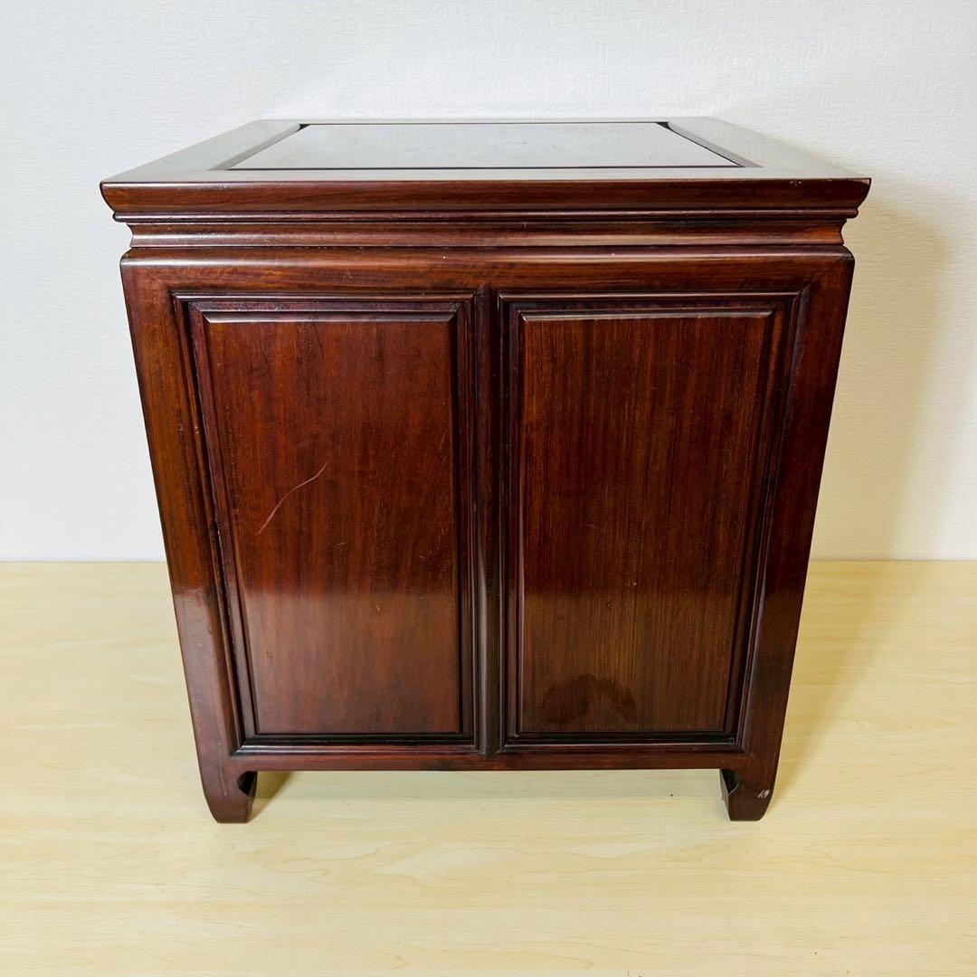 サイドボード 木製 木彫り 彫刻 キャビネット 花台 ナイトテーブル 収納棚