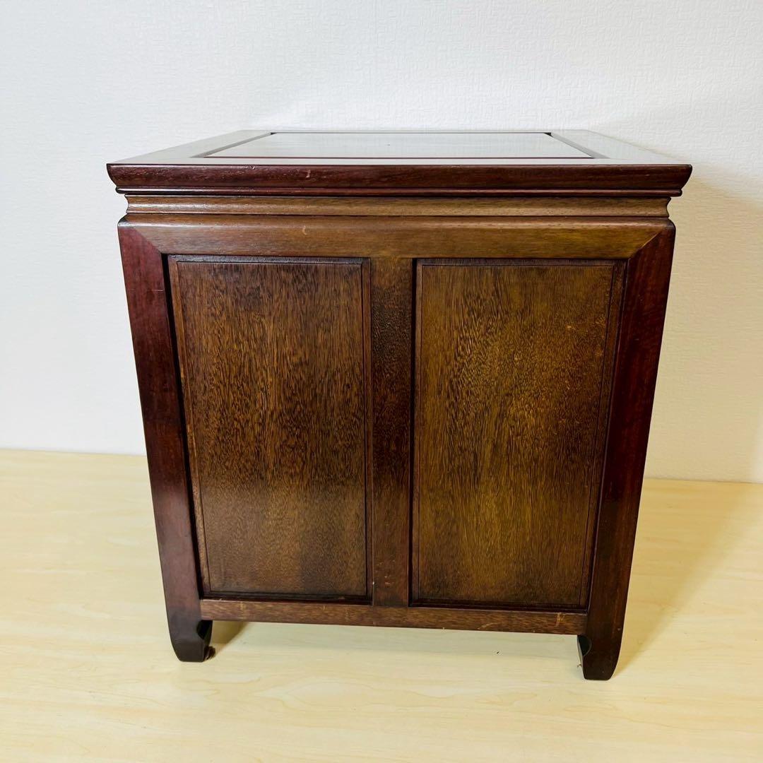 サイドボード 木製 木彫り 彫刻 キャビネット 花台 ナイトテーブル 収納棚