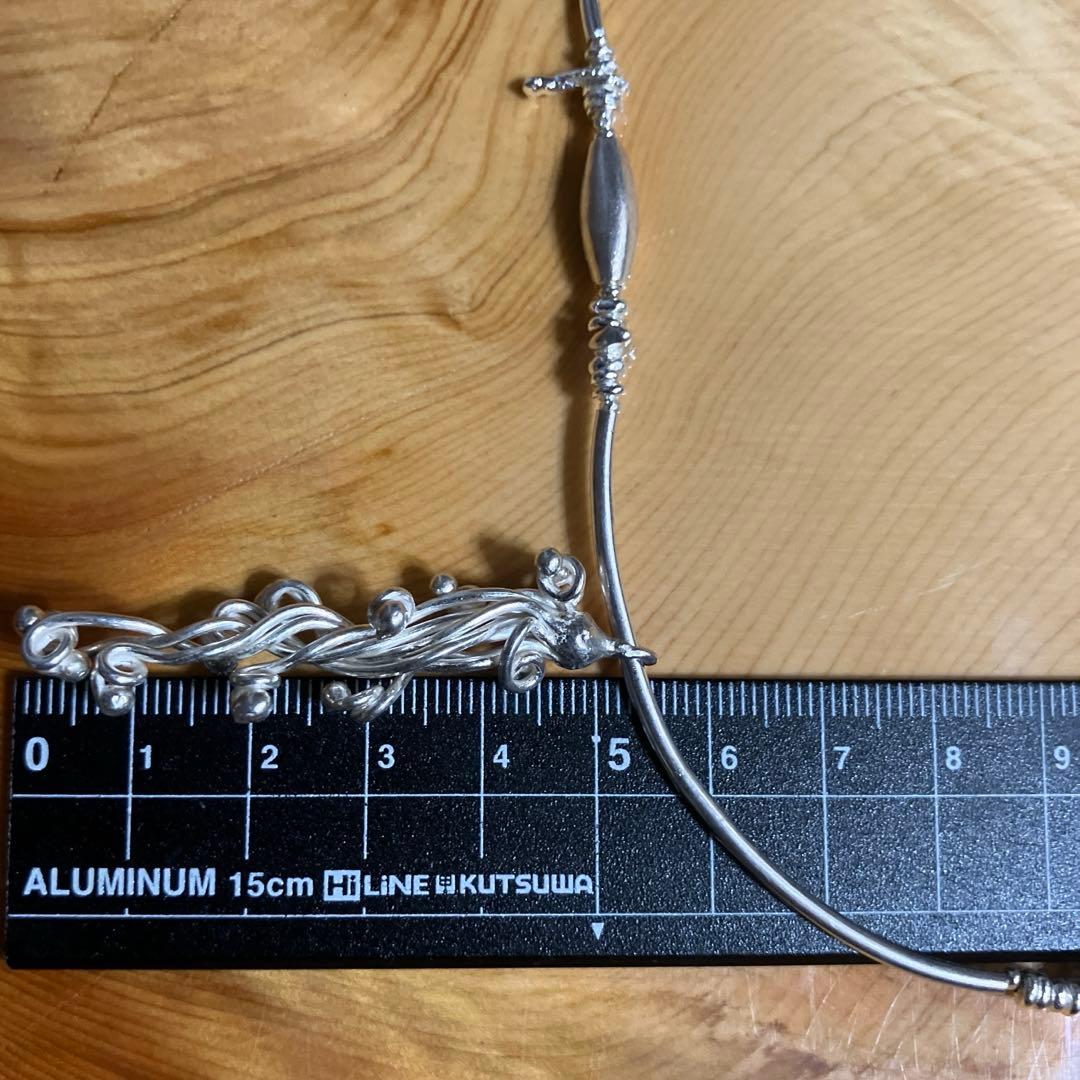 カレンシルバー蔓草のトップ　チョーカーネックレス