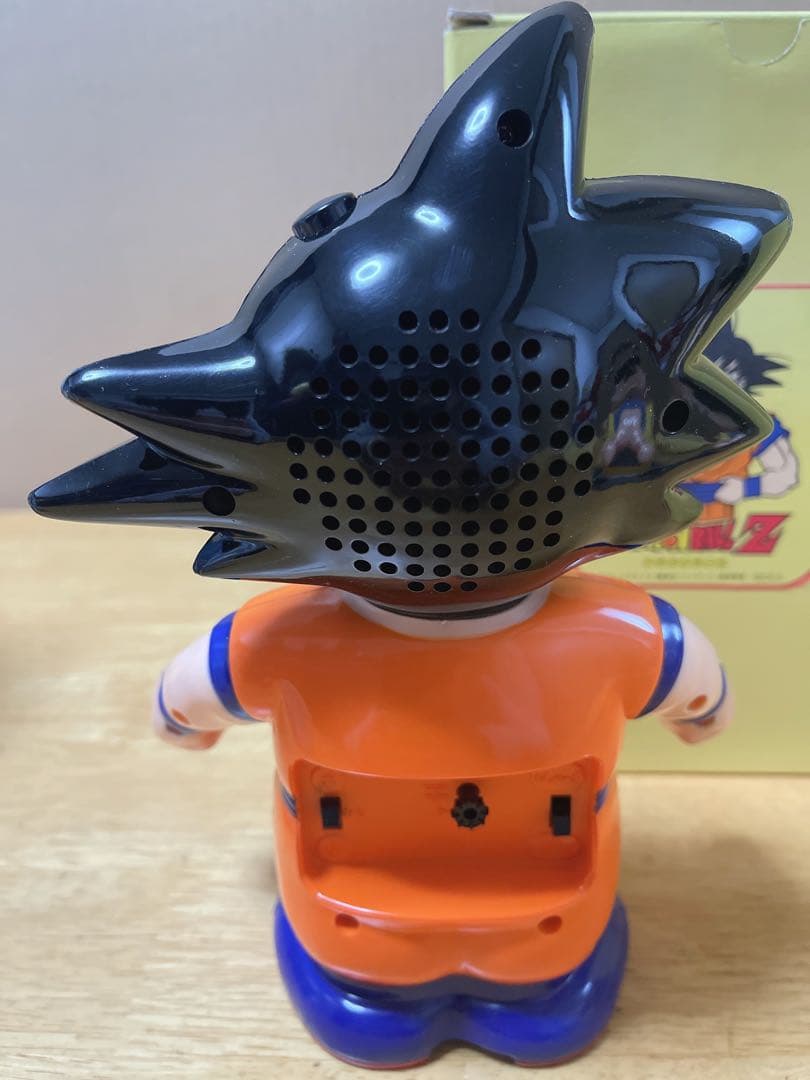 ドラゴンボール孫悟空 おしゃべり目覚まし時計