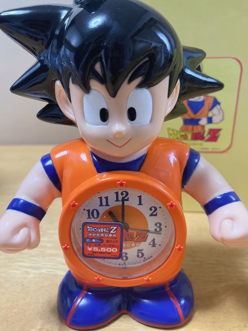ドラゴンボール孫悟空 おしゃべり目覚まし時計