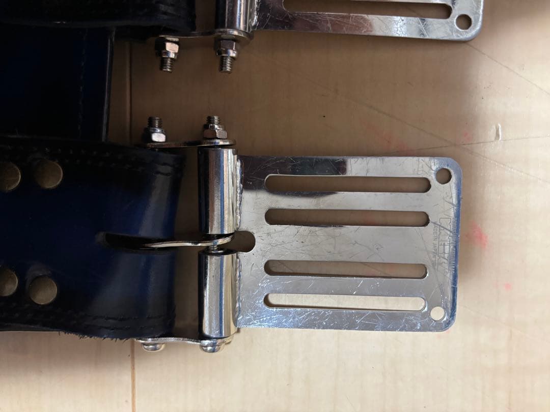 山田太郎ニックス　knicks 3段　腰袋チタンプレート