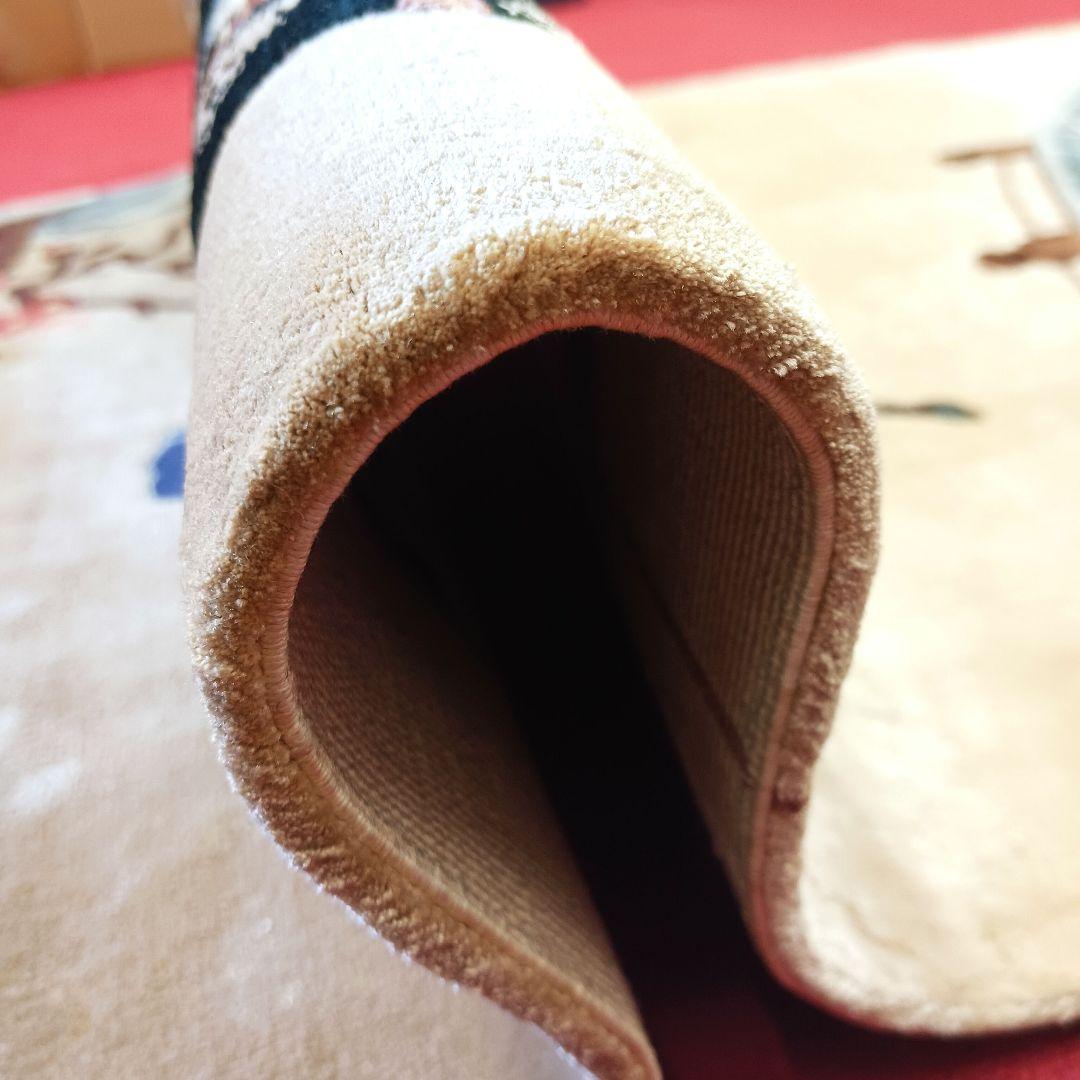 Y747 中国緞通 手織 ハンドカット ウール 123×63.5cm 人物画　下