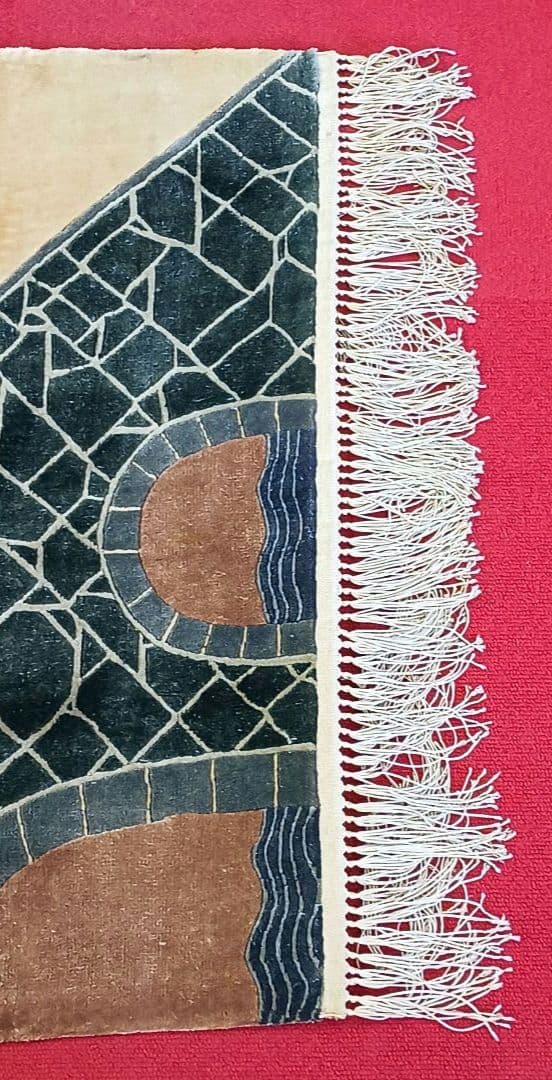 Y747 中国緞通 手織 ハンドカット ウール 123×63.5cm 人物画　下