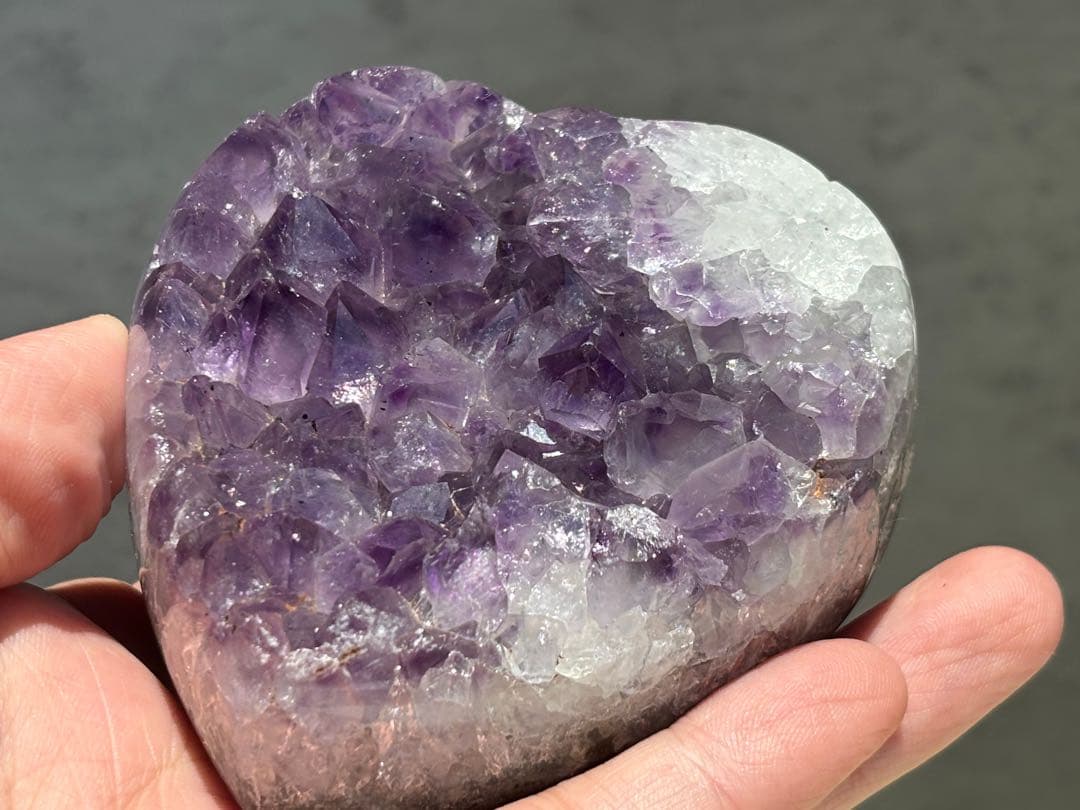 《ブラジル産×アメジストクラスター＊カービング×原石ハート》