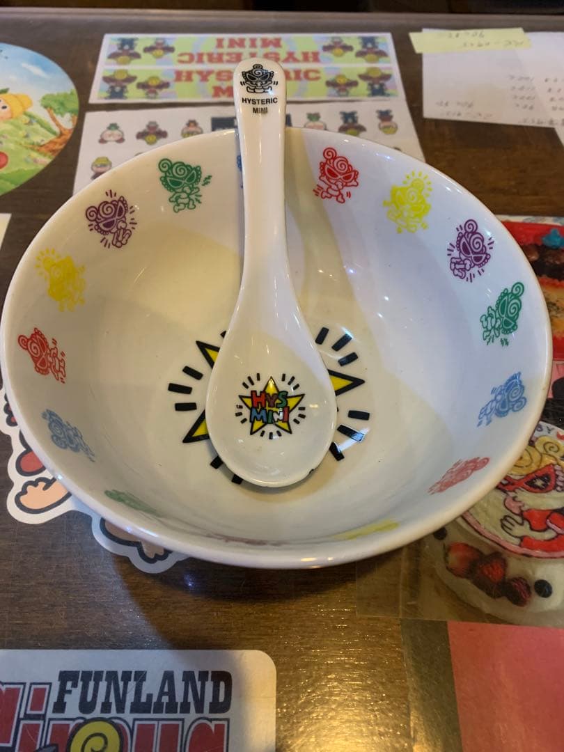 hysteric miniのどんぶりとレンゲとお皿のセット