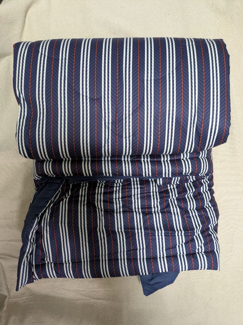 BURBERRYバーバリー 羊毛混肌掛け布団　ウール混　日本製　西川産業