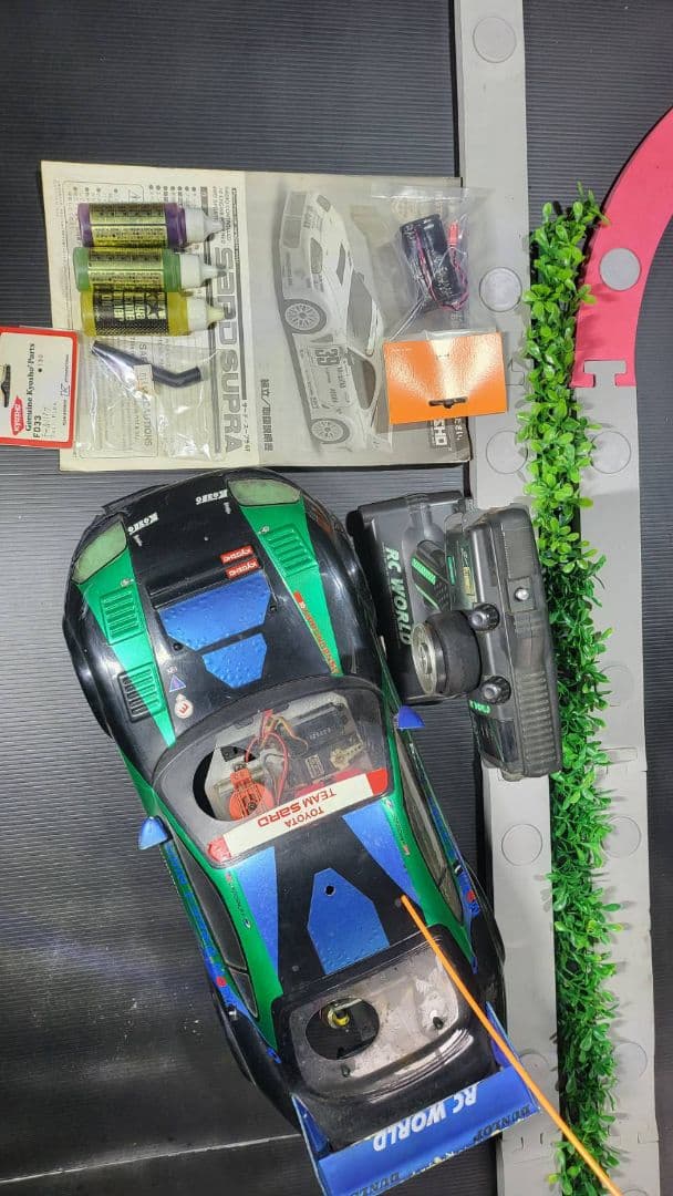 ラジコン　動きません　部品取りにどうぞ