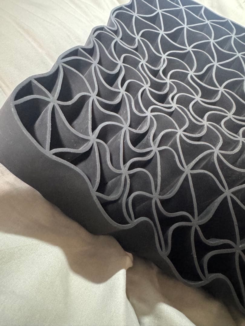 ひつじのいらない枕　極柔ブラックレーベル　最上級モデル カバー付