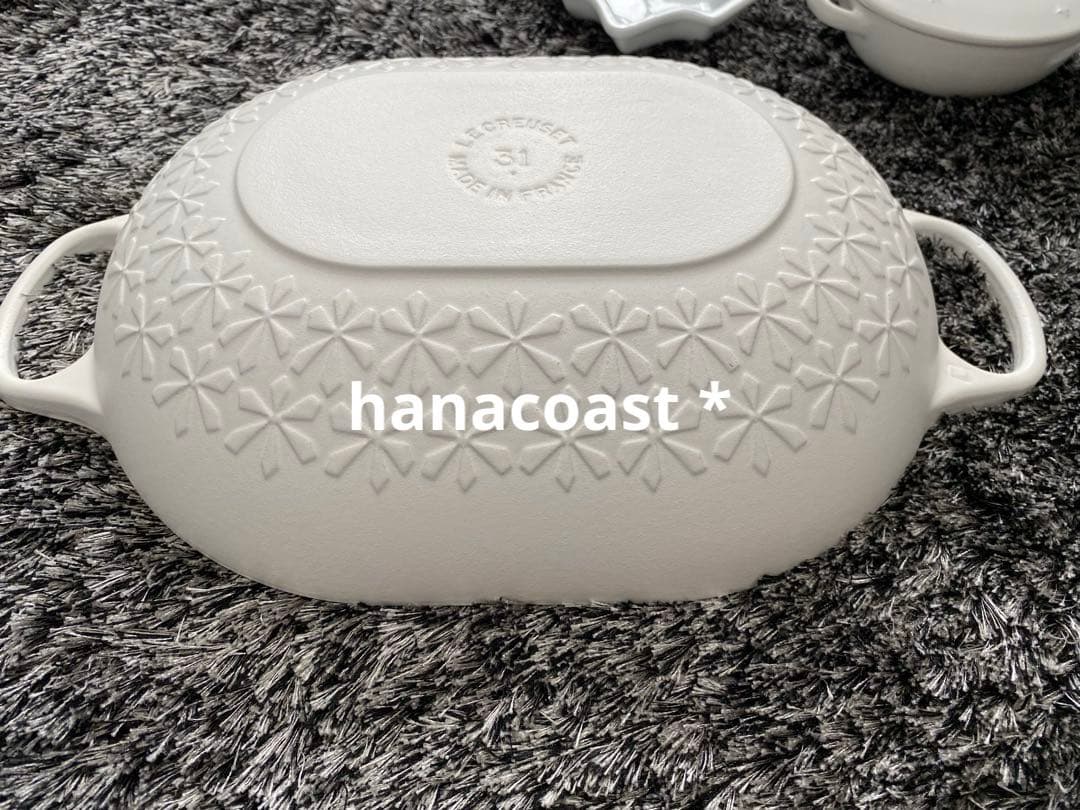 LE CREUSET ル・クルーゼ　オブロング　マルミット フラワーレリーフ