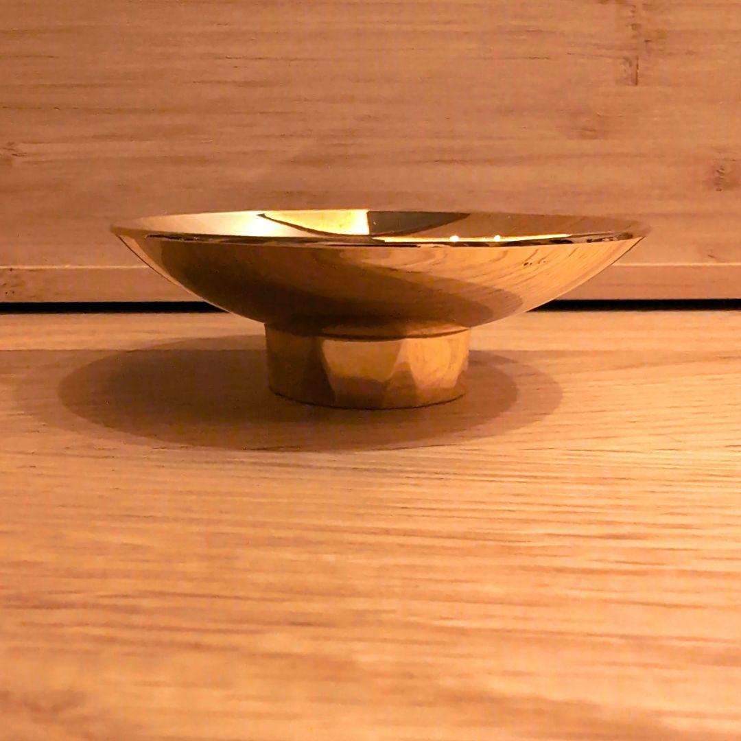 金杯 国会議事堂彫刻 24KGP 共箱および飾り脚付き - メルカリ