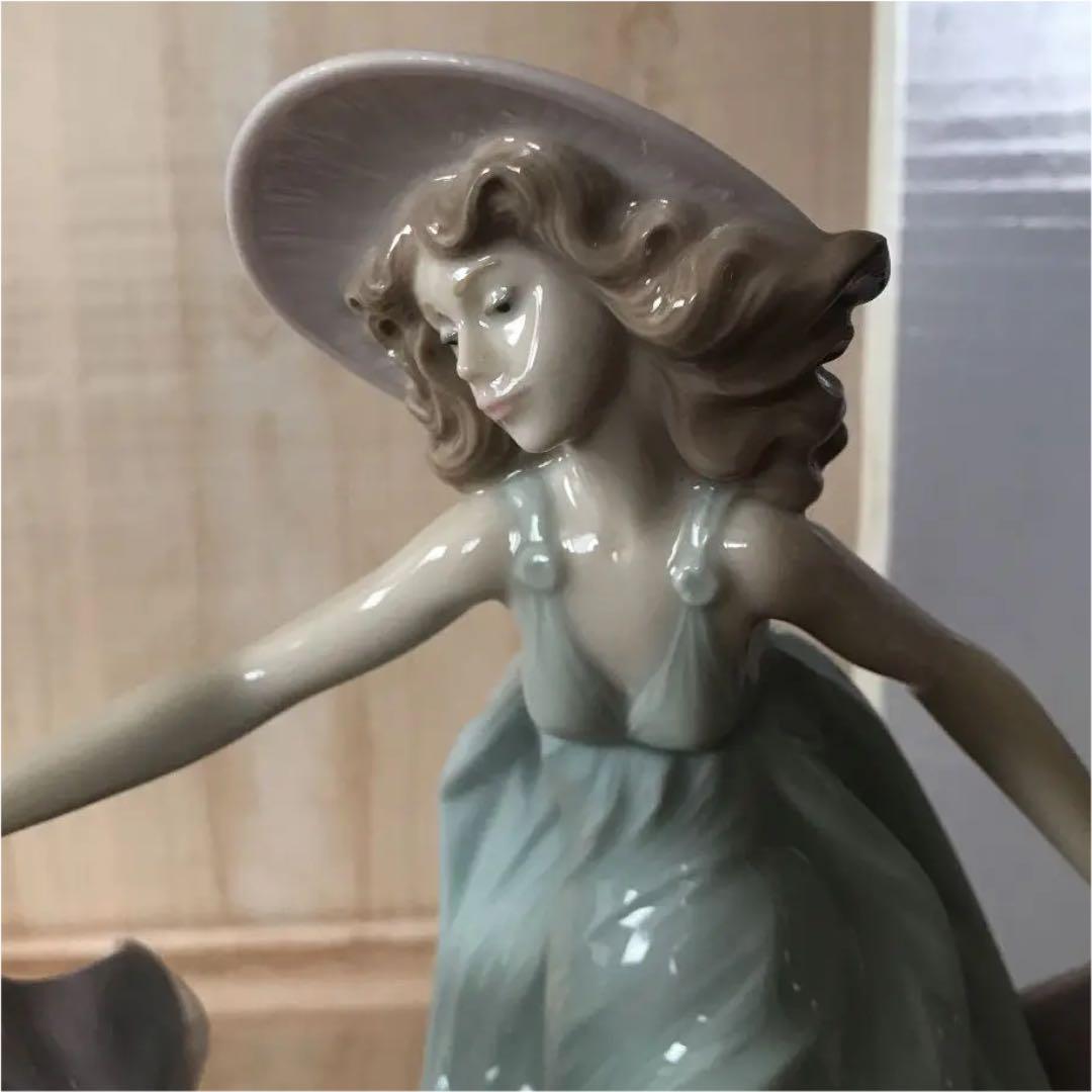 LLADRO・リヤドロ・5月の舞踏・フィギュリン・欠損無し・付属品・元箱有り