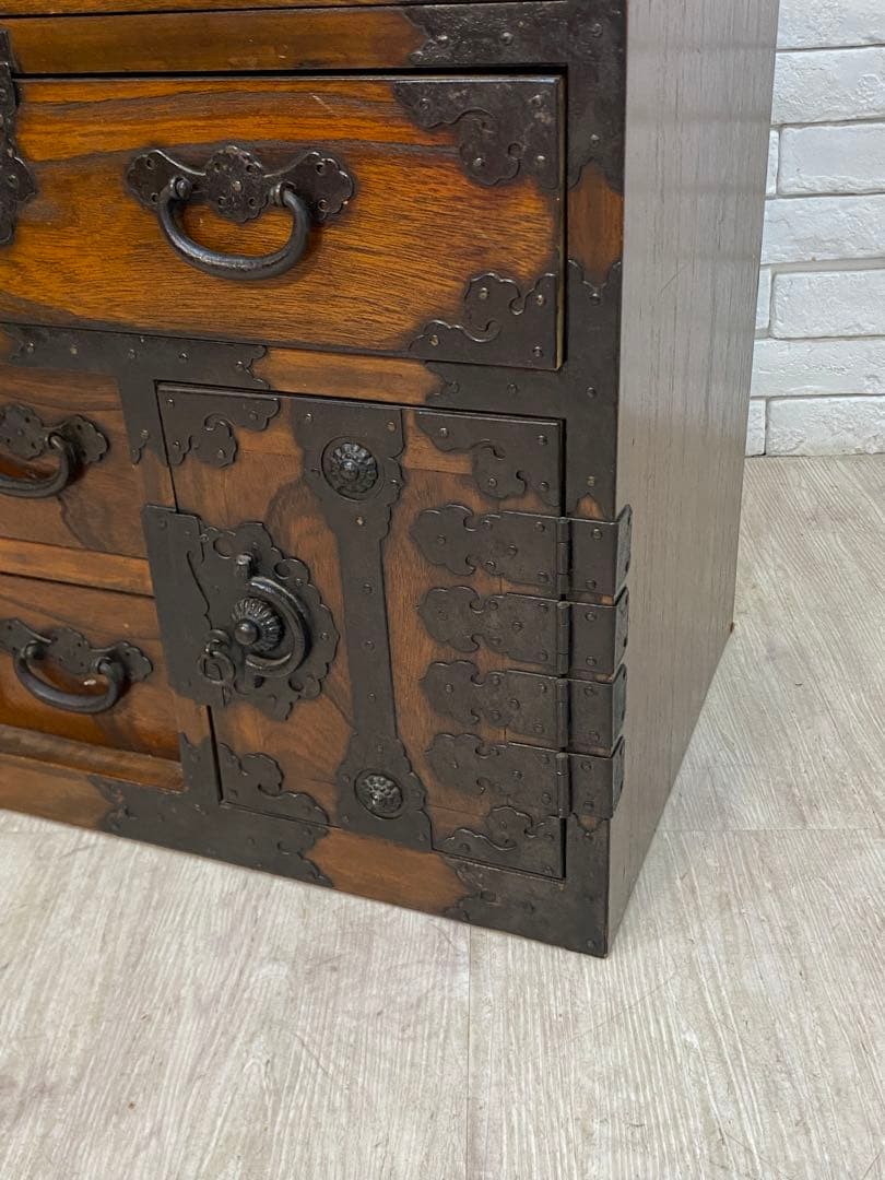 【東京都内23区配送無料】アンティーク　ミニ　箪笥　木製　引き出し　古道具　民芸