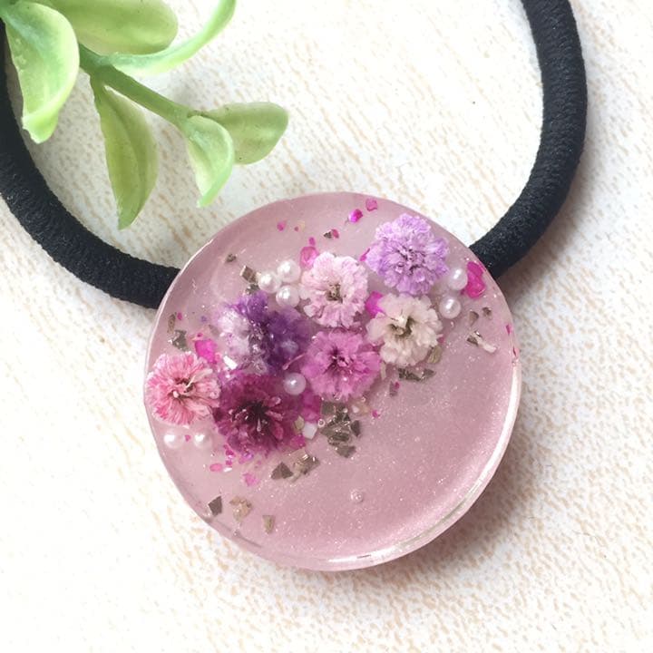 1009】ラメピンク かすみ草 レジンヘアゴム No 847❣️大人可愛い