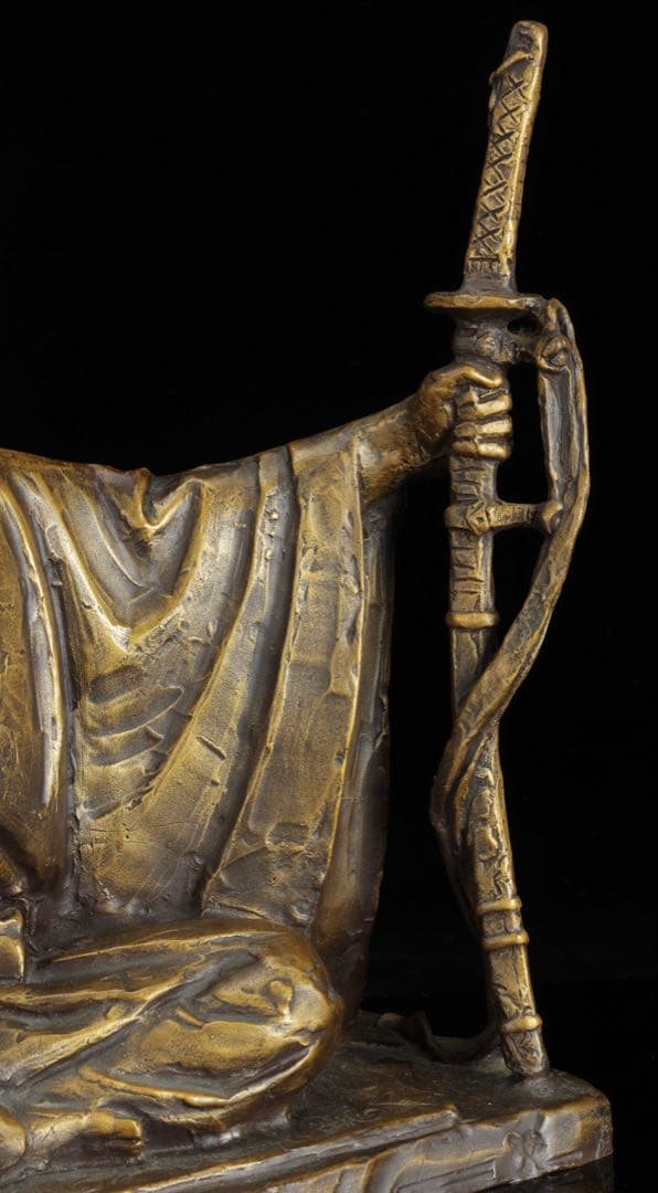 彫刻家【北村西望】ブロンズ像「威風堂々」鎌倉武士 34.5cm 銅製 共箱 栞付