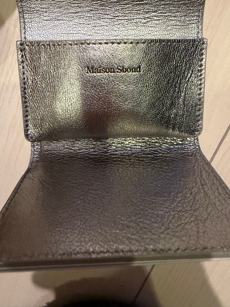 メゾンエスボンド　ウォレット　シルバー