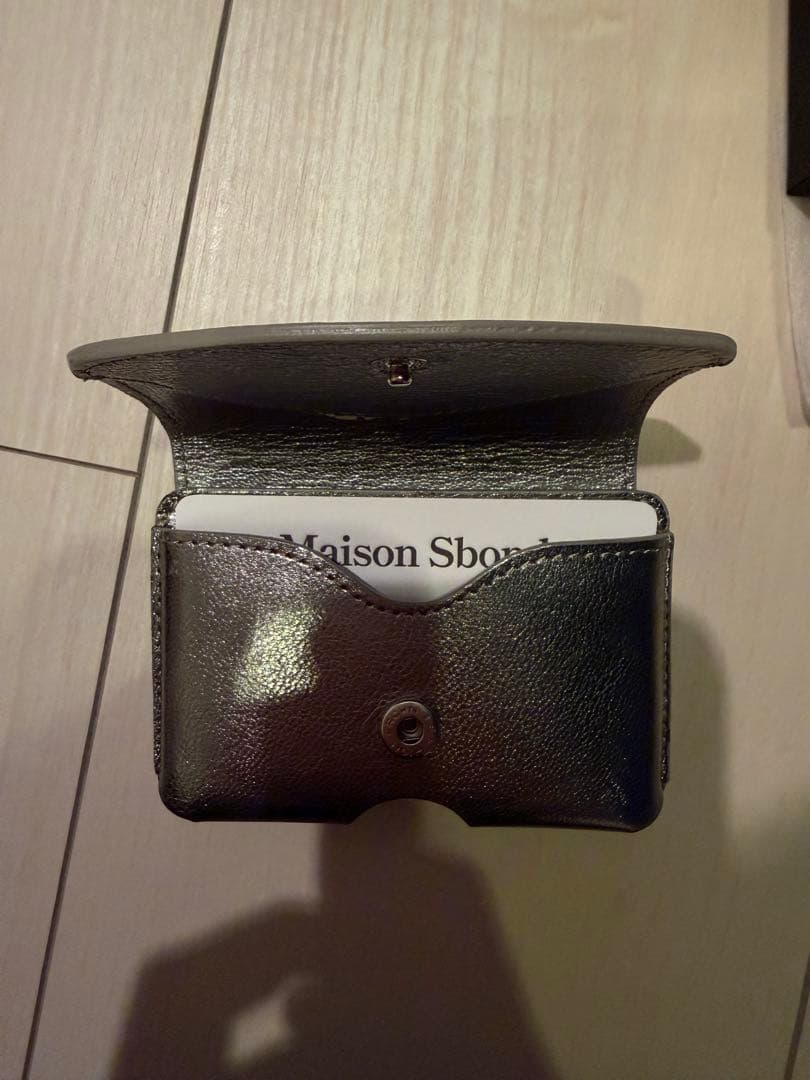 メゾンエスボンド　ウォレット　シルバー