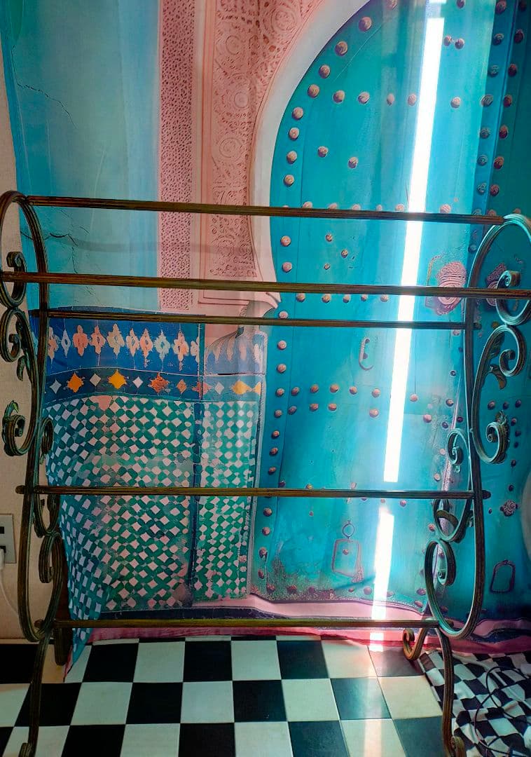 アンテーク風金属製衣類ラック、タオル掛、タオルラック